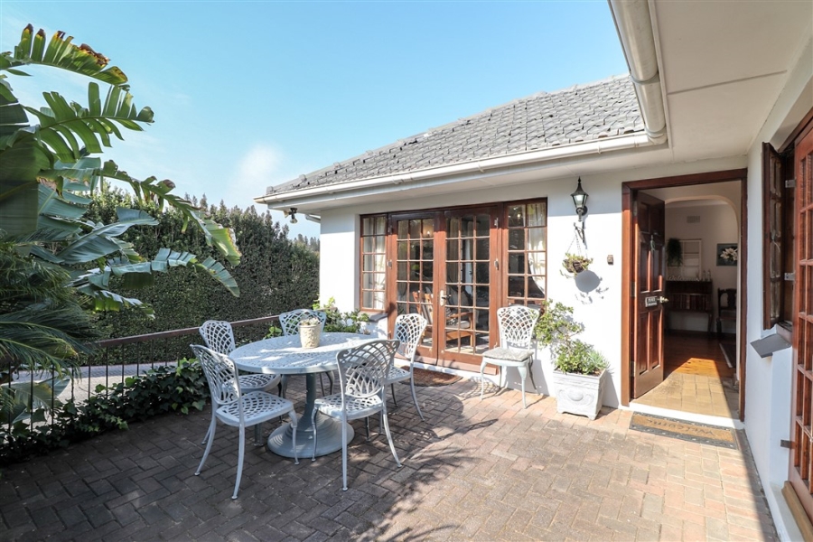 11 Bedroom Property for Sale in Nahoon Beach Eastern Cape